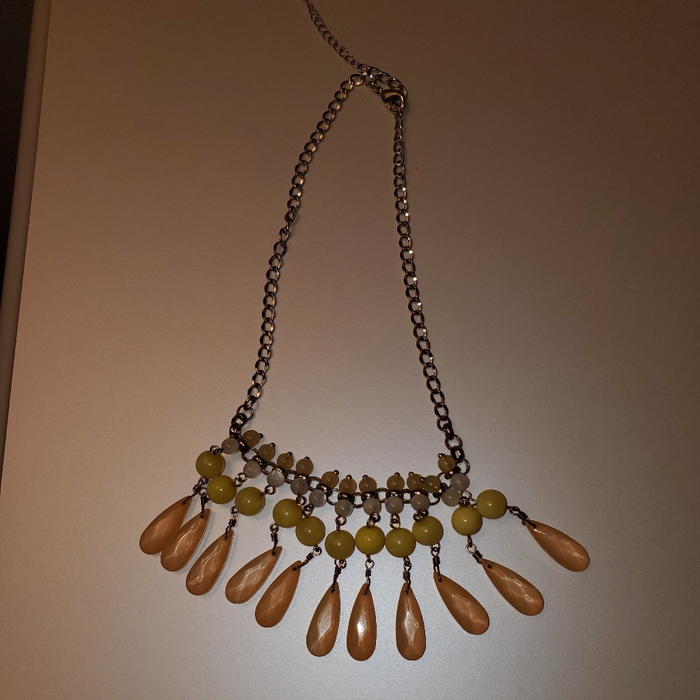 Anthropology gold classy necklace - Picture 2 of 2